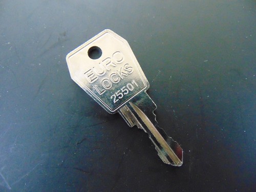 Original kamei replacement key - original,