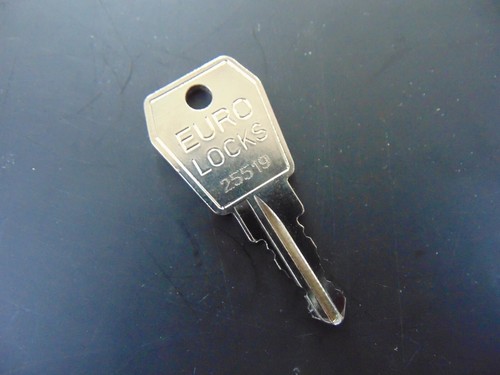 Original kamei replacement key - original,