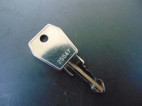 Original kamei replacement key - original,
